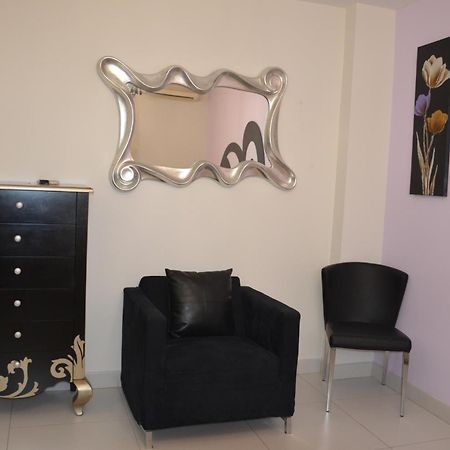 Hostal Mont Royal Alicante Exterior foto