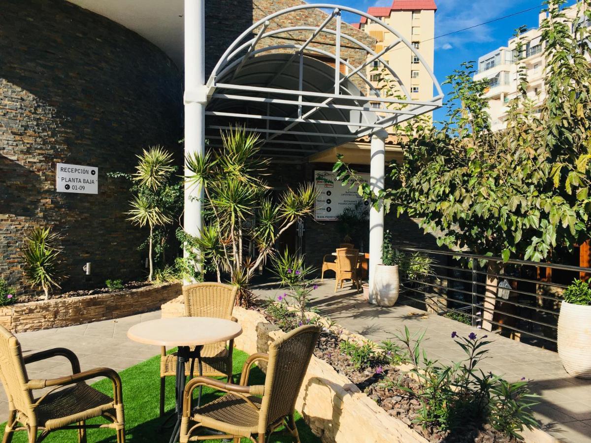Hostal Mont Royal Alicante Exterior foto