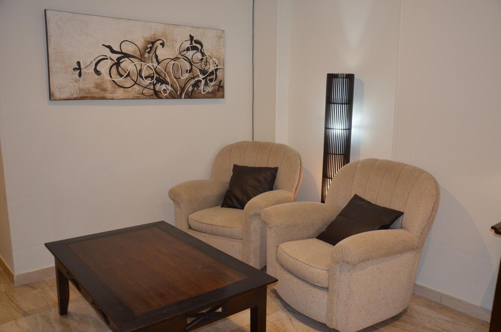 Hostal Mont Royal Alicante Exterior foto