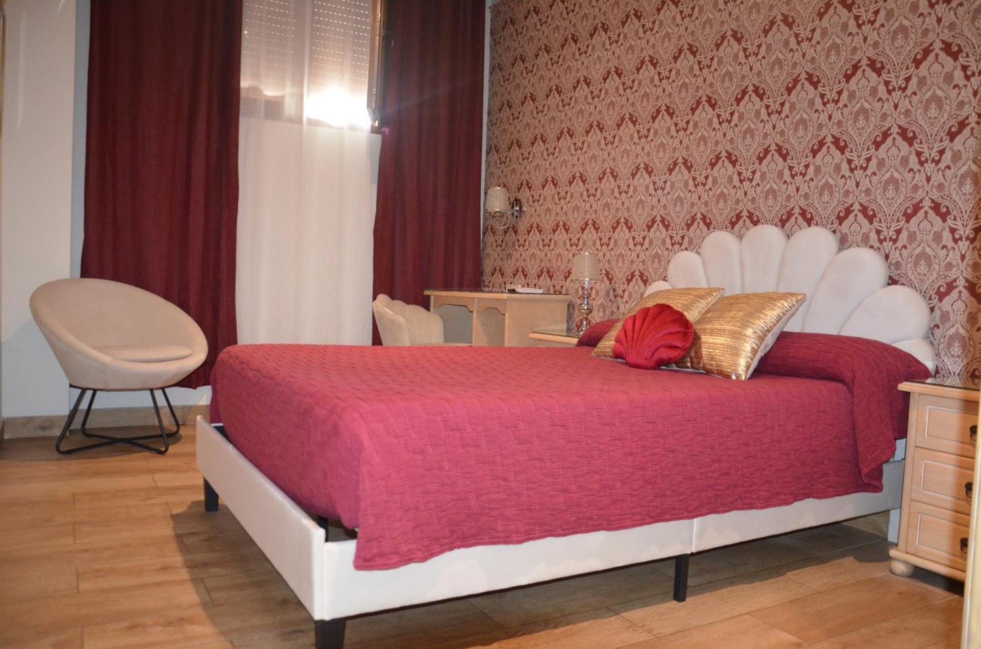 Hostal Mont Royal Alicante Exterior foto